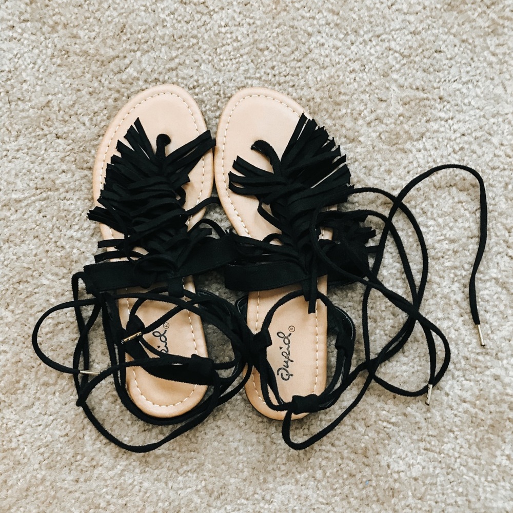 Qupid Lace Up Fringes Sandals